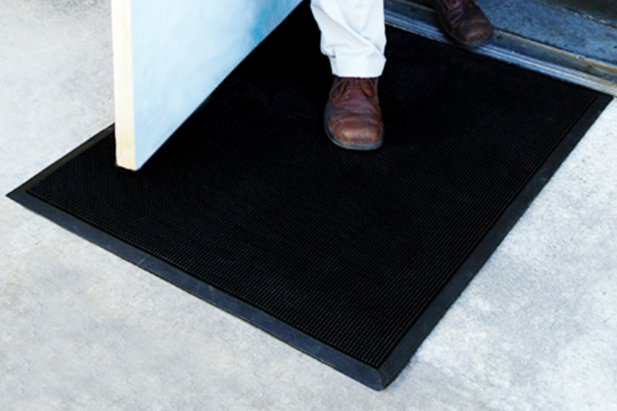 Prevent Workplace Accidents with the Right Mats
